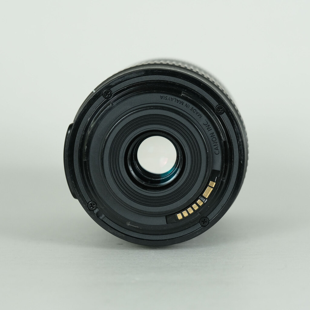 Canon EF-S55-250mm F4-5.6 IS STMの出品 | ONE SCENE（ワンシーン）