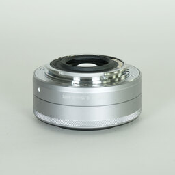 Canon EF-M22mm F2 STM