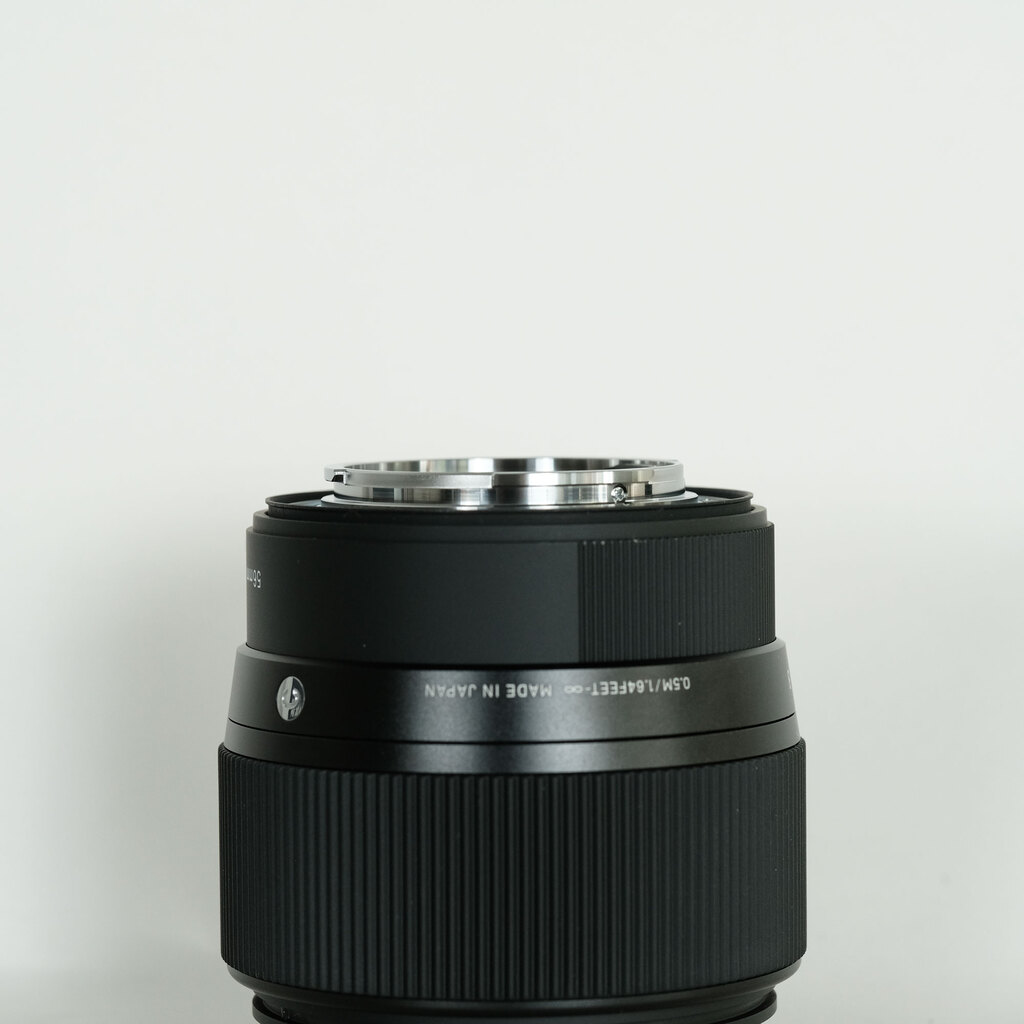 SIGMA 56mm F1.4 DC DN｜Contemporary [フジフイルムX用]