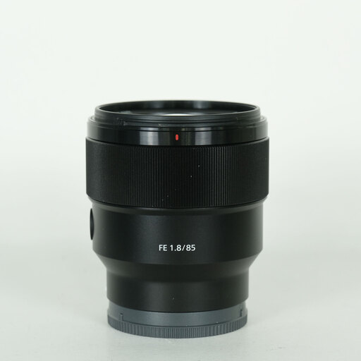 SONY FE 85mm F1.8 SEL85F18を徹底解説。作例からレビューまで | ONE