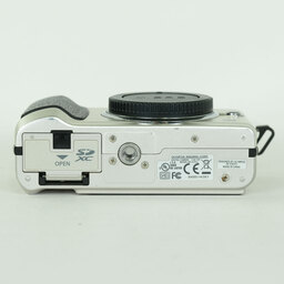 OLYMPUS PEN Lite E-PL2 ボディ シャンパンゴールド