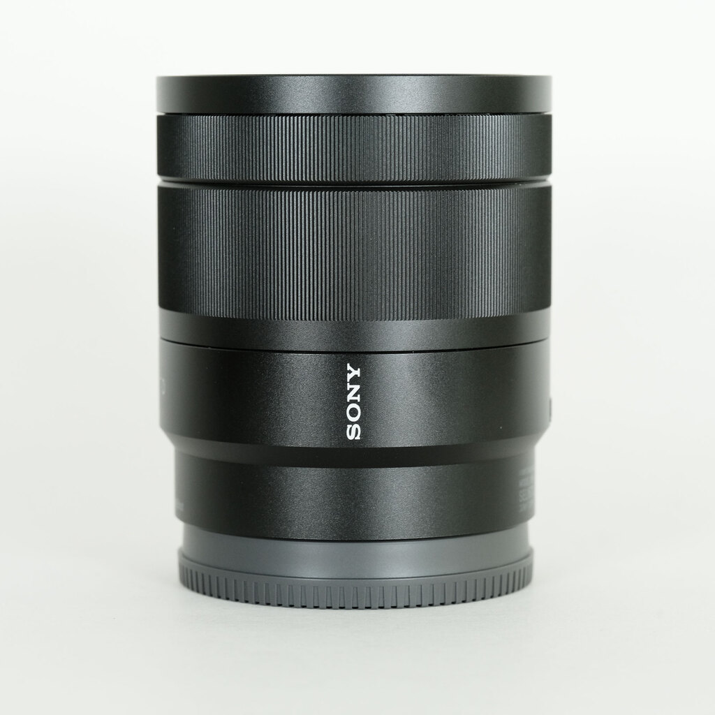 SONY Vario-Tessar T* E 16-70mm F4 ZA OSS SEL1670Z SONY Vario-Tessar T* E 16-70mm F4 ZA OSS SEL1670Z