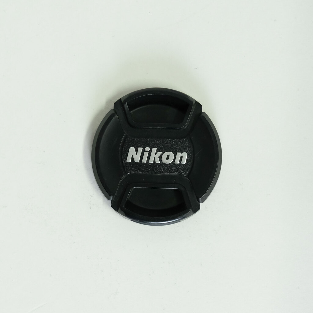 Nikon AF-S DX NIKKOR 18-55mm f3.5-5.6G VR II