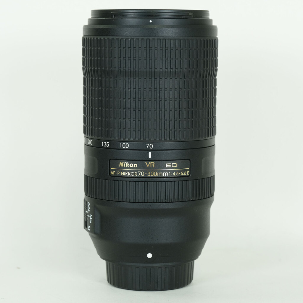 Nikon AF-P NIKKOR 70-300mm f/4.5-5.6E ED VR Nikon AF-P NIKKOR 70-300mm f/4.5-5.6E ED VR