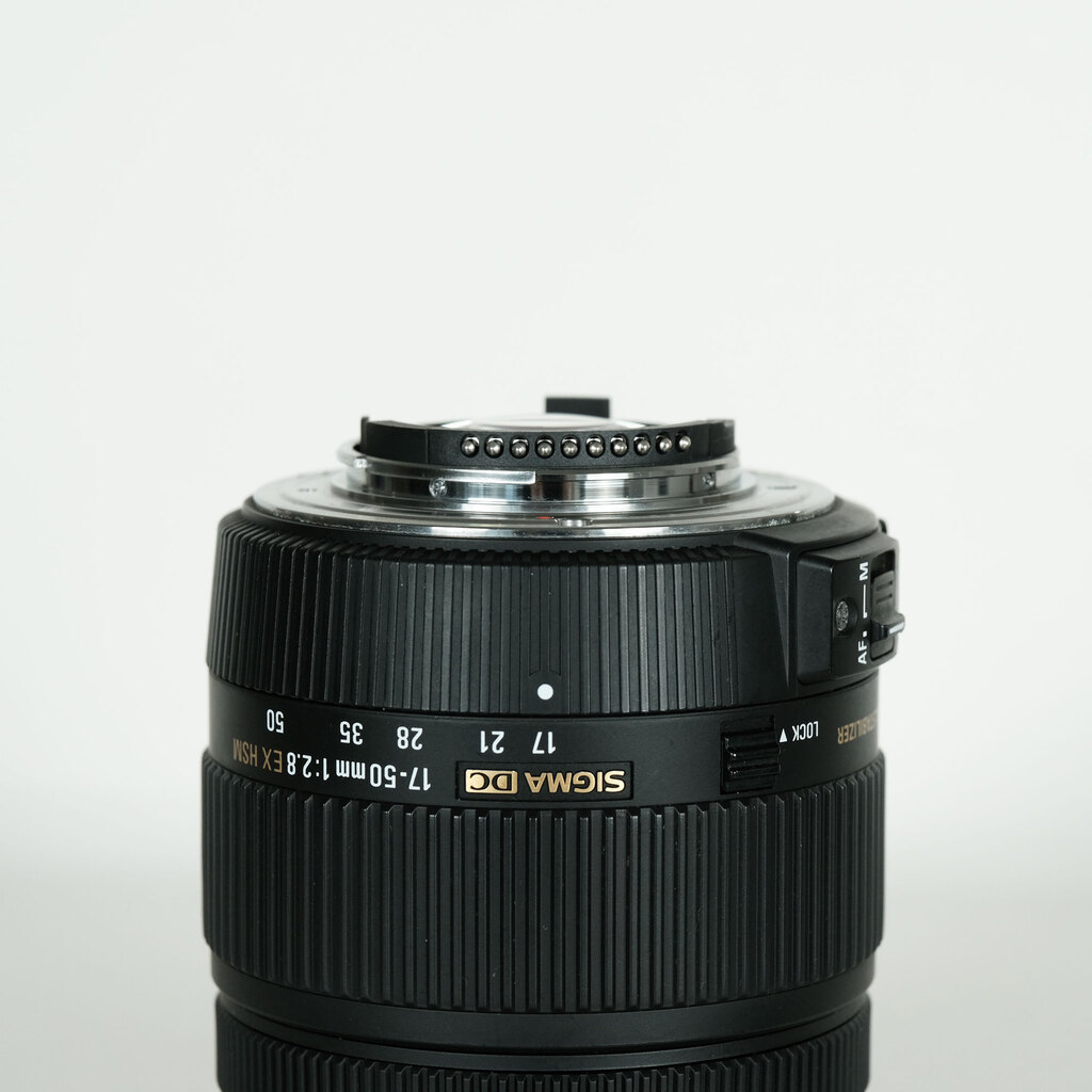 SIGMA 17-50mm F2.8 EX DC OS HSM (ニコンF用)