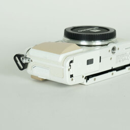 OLYMPUS PEN Lite E-PL7 ボディ ホワイト OLYMPUS PEN Lite E-PL7 ボディ ホワイト