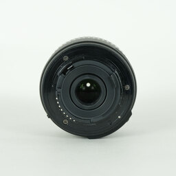 Nikon AF-S DX NIKKOR 18-55mm f3.5-5.6G VR II