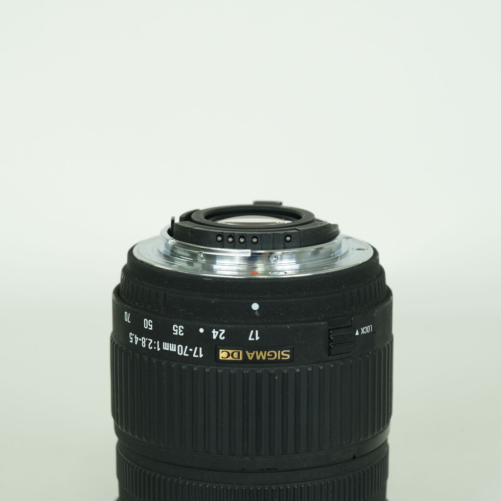 SIGMA 17-70mm F2.8-4.5 DC MACRO [ニコンF用]