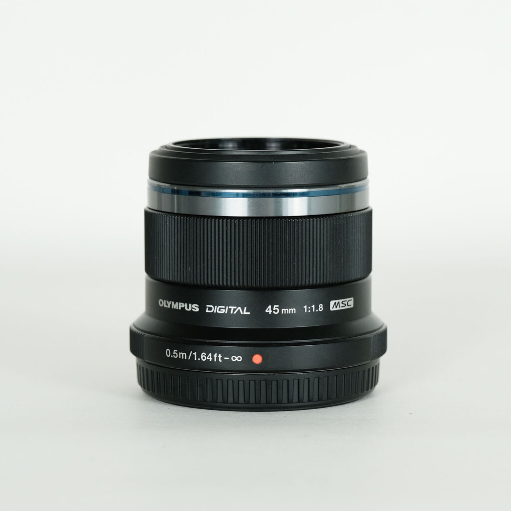 OLYMPUS M.ZUIKO DIGITAL 45mm F1.8