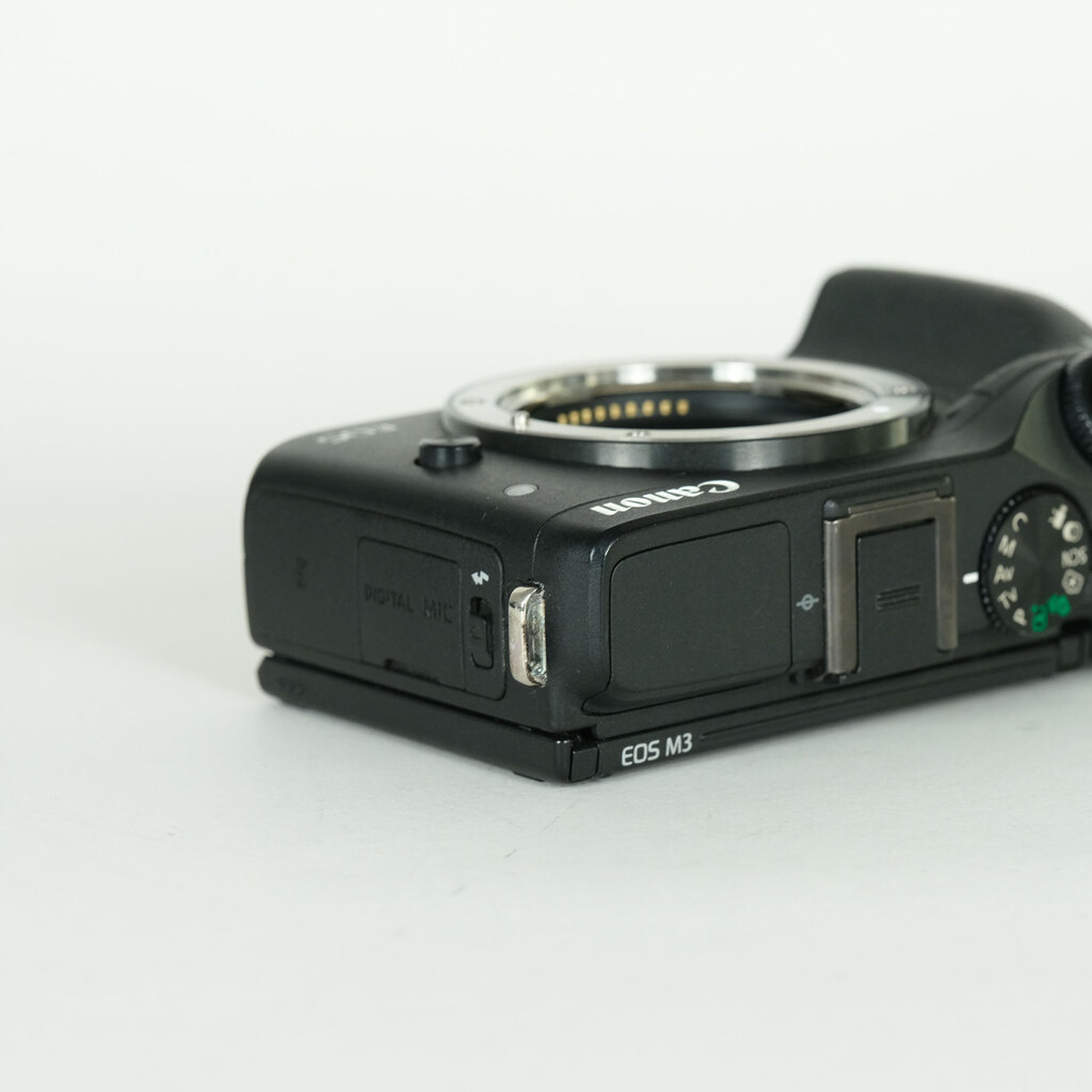 Canon EOS M3 ボディ ブラック