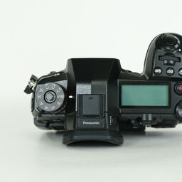 Panasonic LUMIX DC-G9 PRO