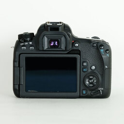 Canon EOS 9000D