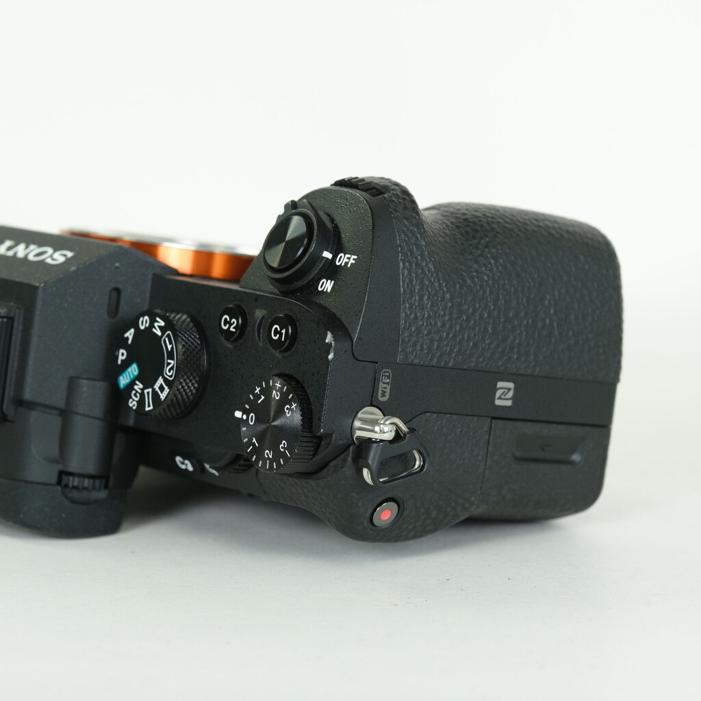 SONY α7 II(ILCE-7M2) SONY α7 II(ILCE-7M2)
