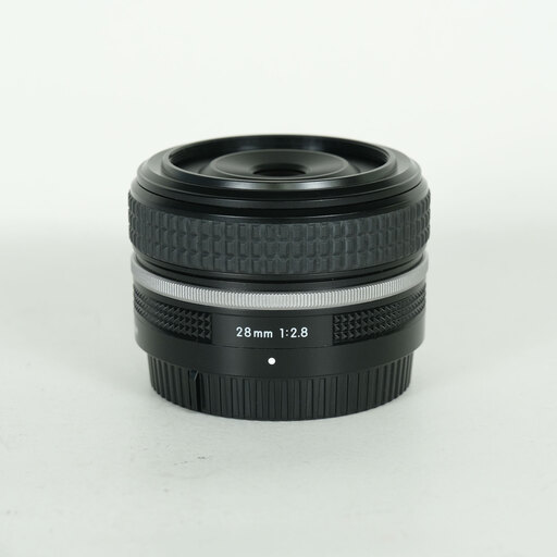 Nikon NIKKOR Z 28mm f/2.8を徹底解説。愛用者のレビュー・作例付き