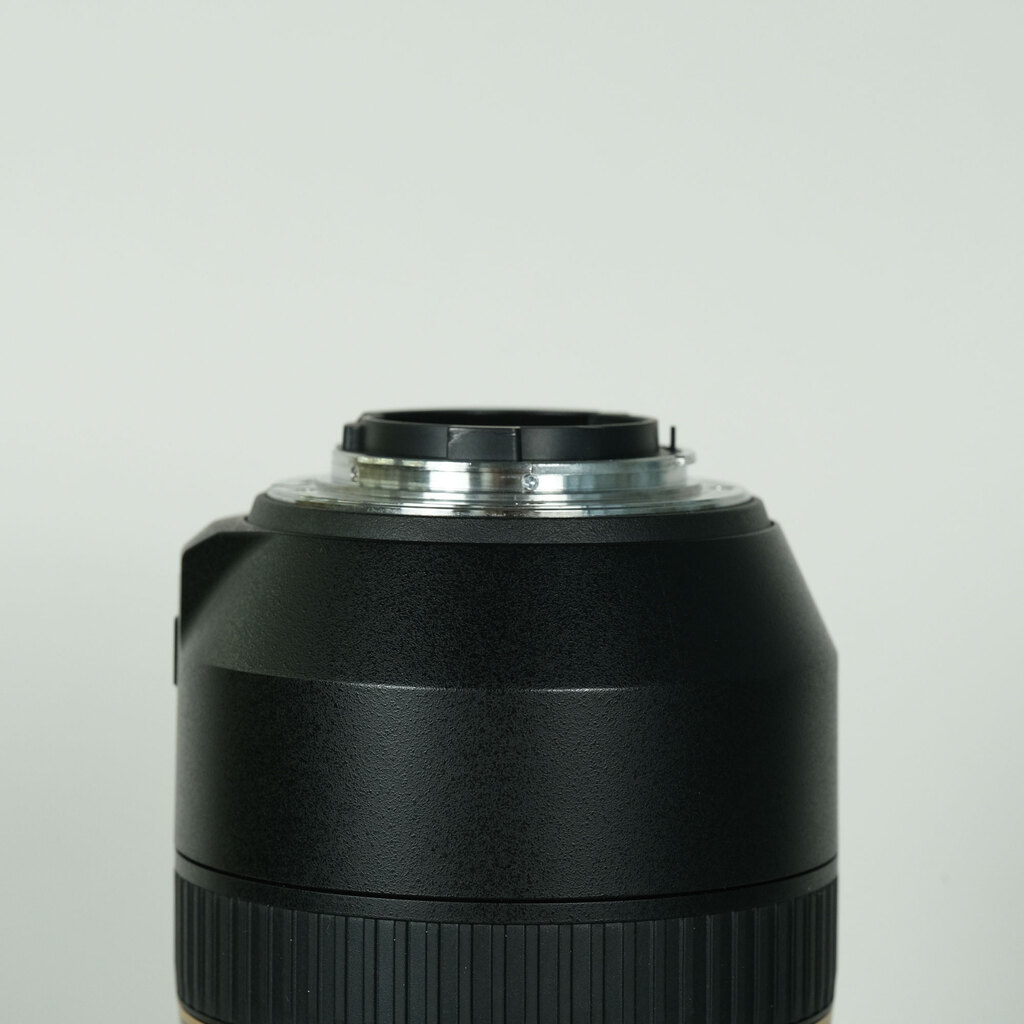 TAMRON SP 70-300mm F4-5.6 Di VC USD/Model A005NII(ニコン用) TAMRON SP 70-300mm F4-5.6 Di VC USD/Model A005NII(ニコン用)