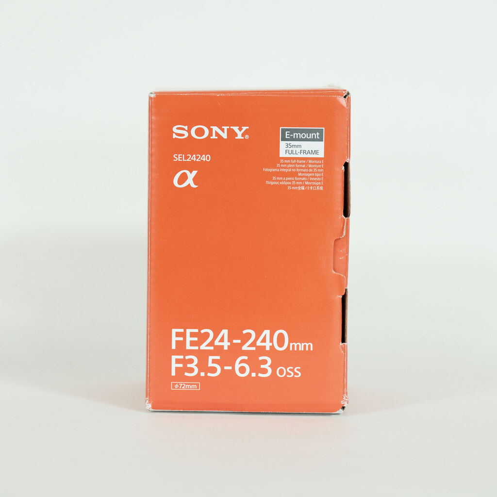 SONY FE 24-240mm F3.5-6.3 OSS SEL24240
