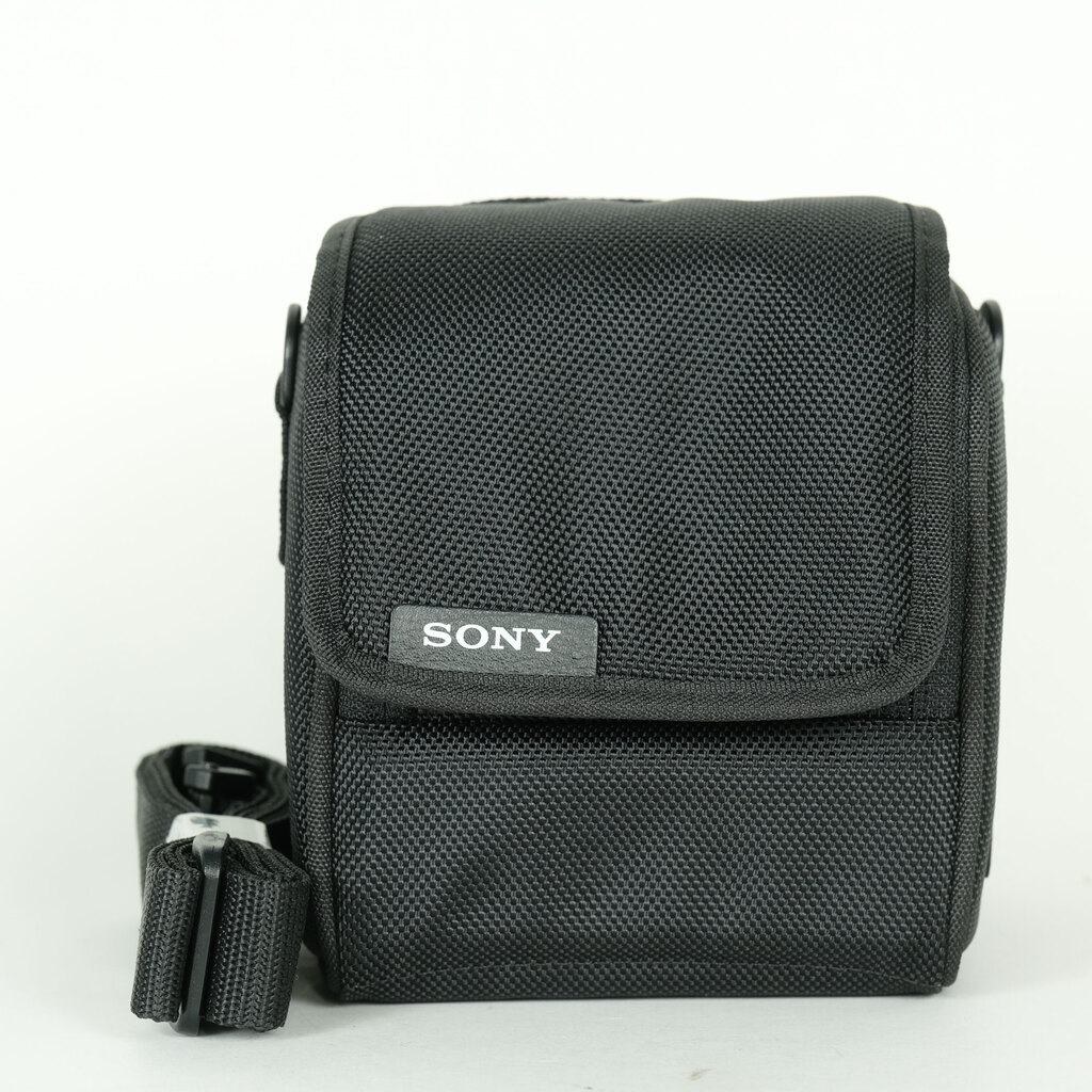 SONY FE 35mm F1.4 GM SEL35F14GMの出品 | ONE SCENE（ワンシーン）