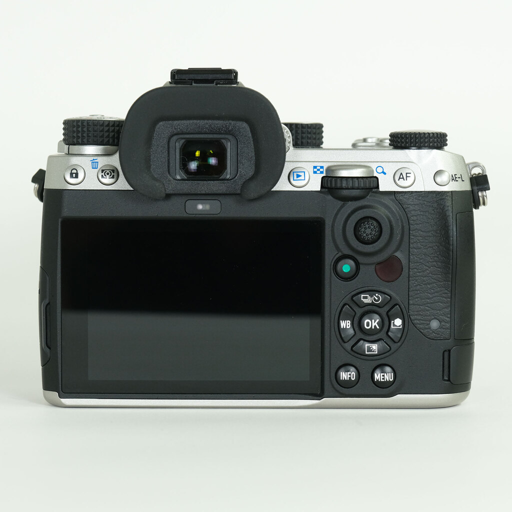 PENTAX K-3 Mark III ボディ シルバー