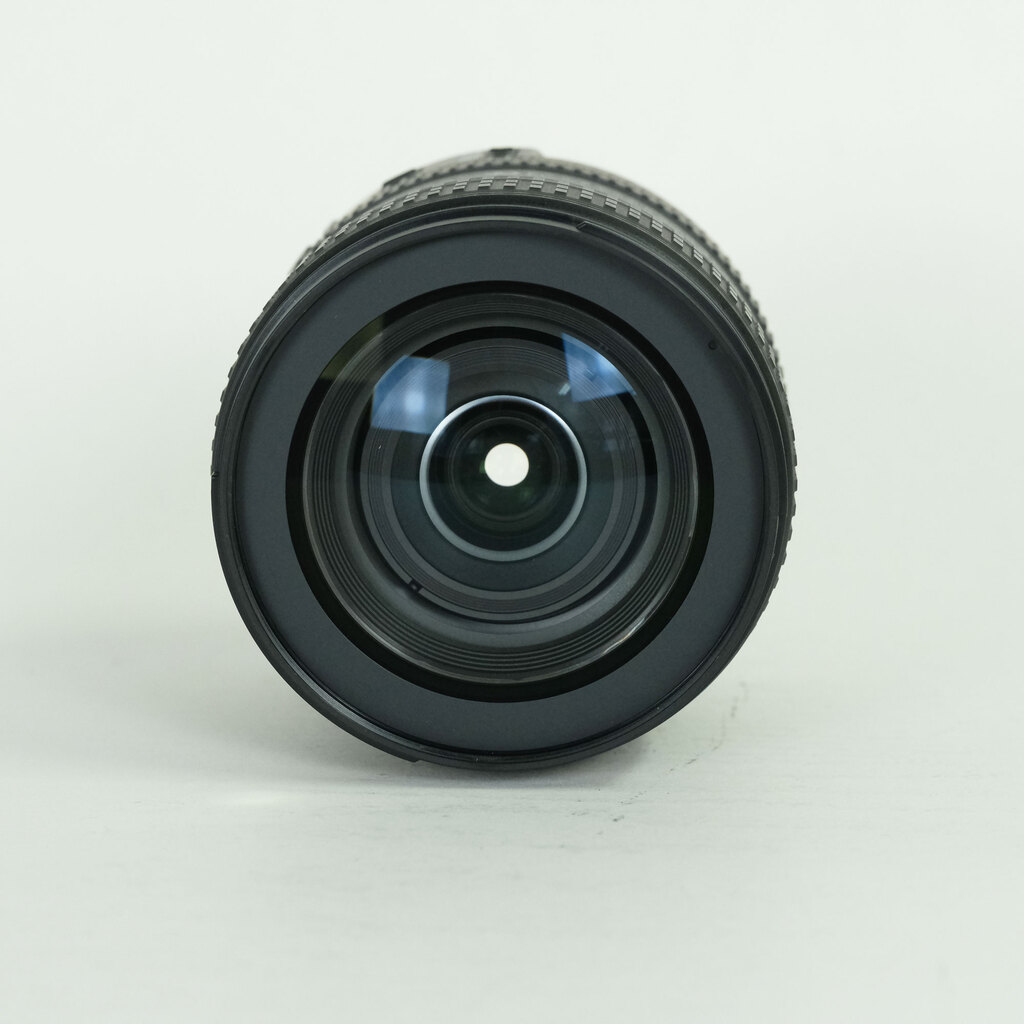 Nikon AF-S DX NIKKOR 16-80mm f/2.8-4E ED VR Nikon AF-S DX NIKKOR 16-80mm f/2.8-4E ED VR