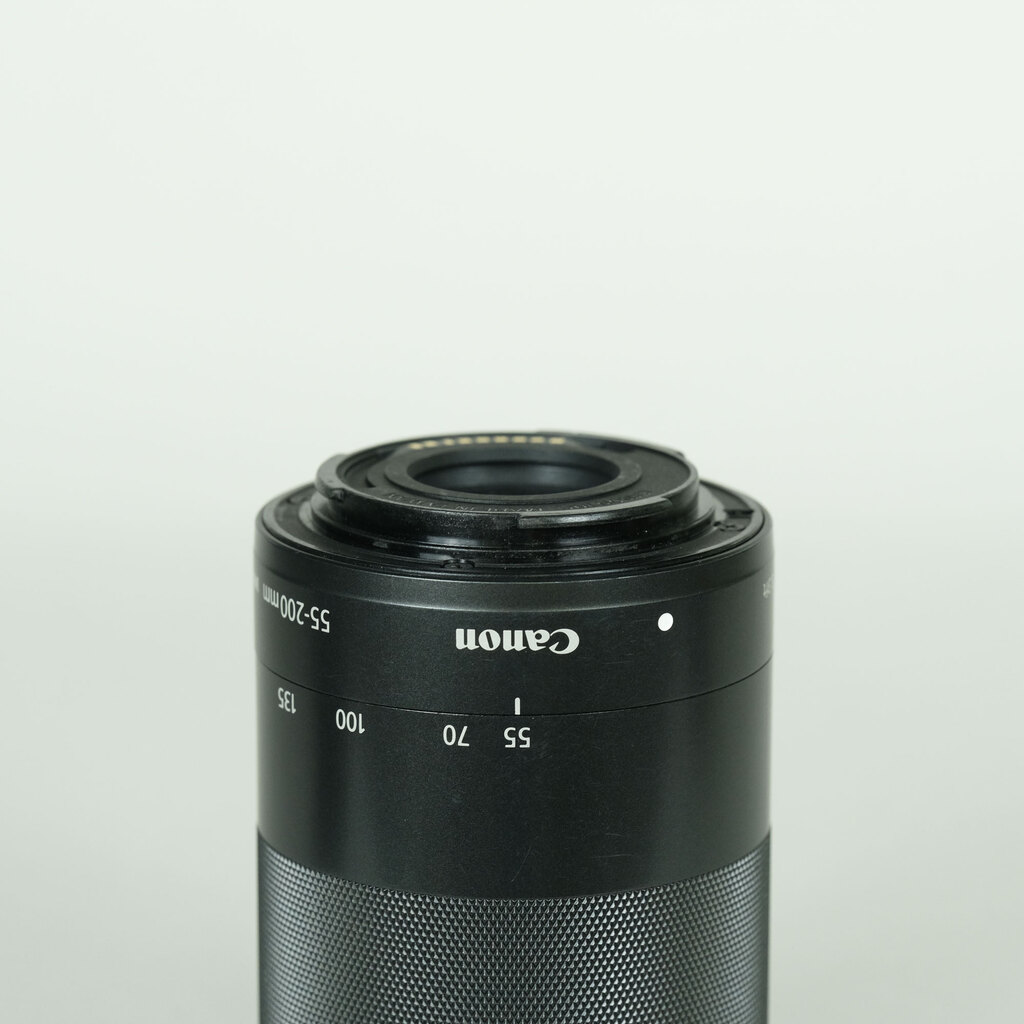 Canon EF-M55-200mm F4.5-6.3 IS STM