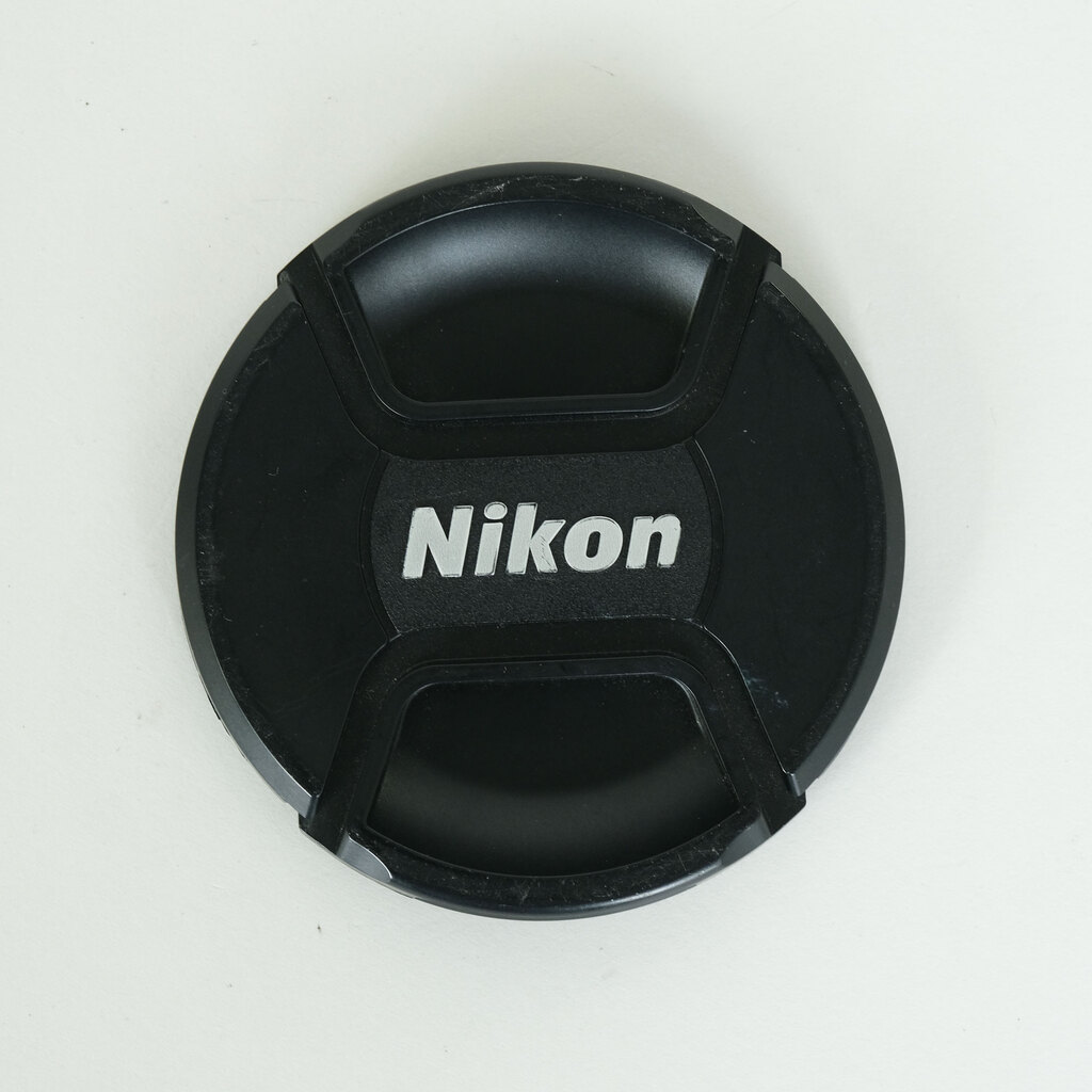 Nikon AF-S DX Zoom-Nikkor 17-55mm f/2.8G IF-ED