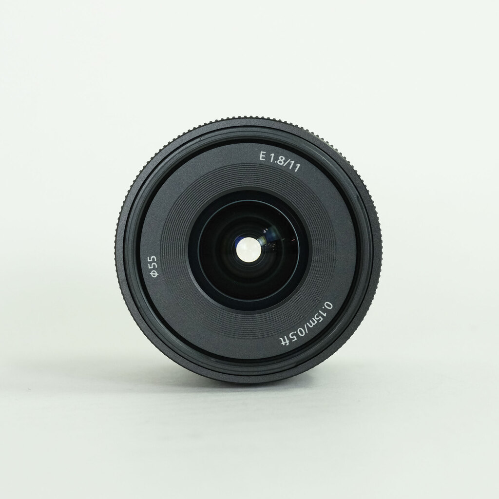 SONY E 11mm F1.8 SEL11F18
