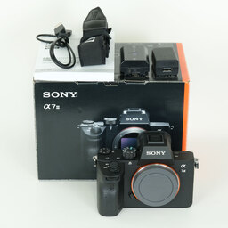 SONY α7 III(ILCE-7M3) SONY α7 III(ILCE-7M3)