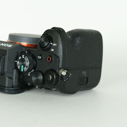 SONY α7 IV(ILCE-7M4) SONY α7 IV(ILCE-7M4)