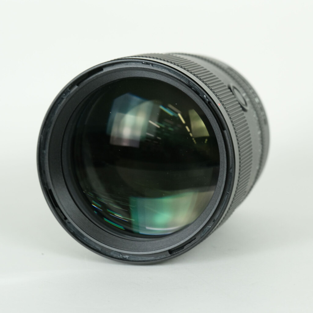 SONY FE 135mm F1.8 GM SEL135F18GMの出品 | ONE SCENE（ワンシーン）