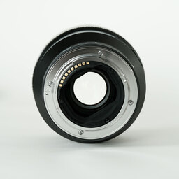 SONY FE 85mm F1.8 SEL85F18