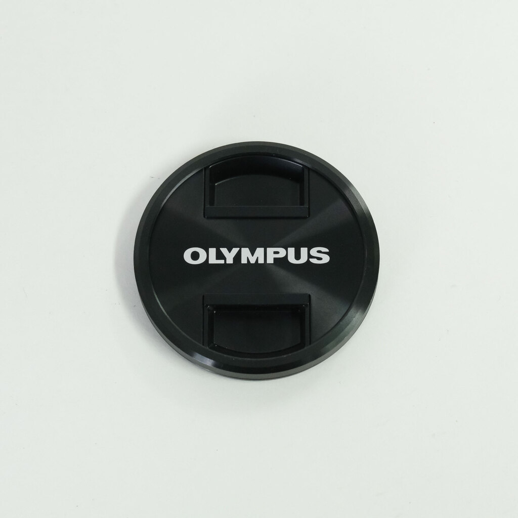 OLYMPUS M.ZUIKO DIGITAL ED 12-40mm F2.8 PRO OLYMPUS M.ZUIKO DIGITAL ED 12-40mm F2.8 PRO