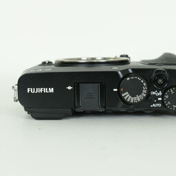 FUJIFILM X-E3