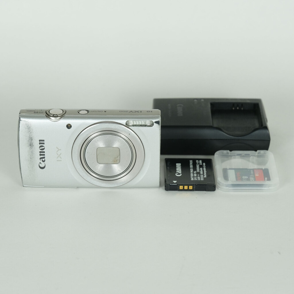 Canon IXY 200 シルバー