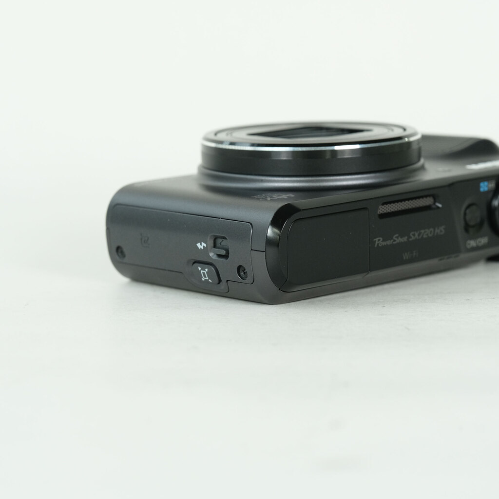 Canon PowerShot SX720 HS ブラック