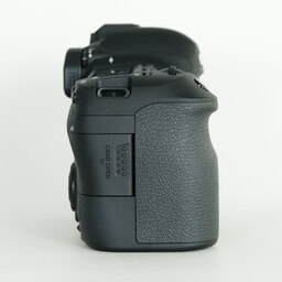 Canon EOS 6D Mark II