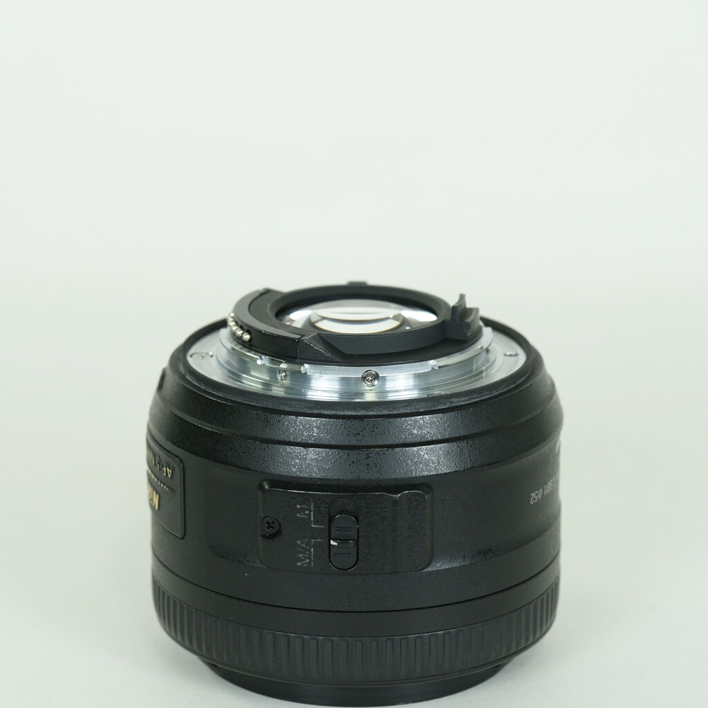 Nikon AF-S DX NIKKOR 35mm f/1.8G