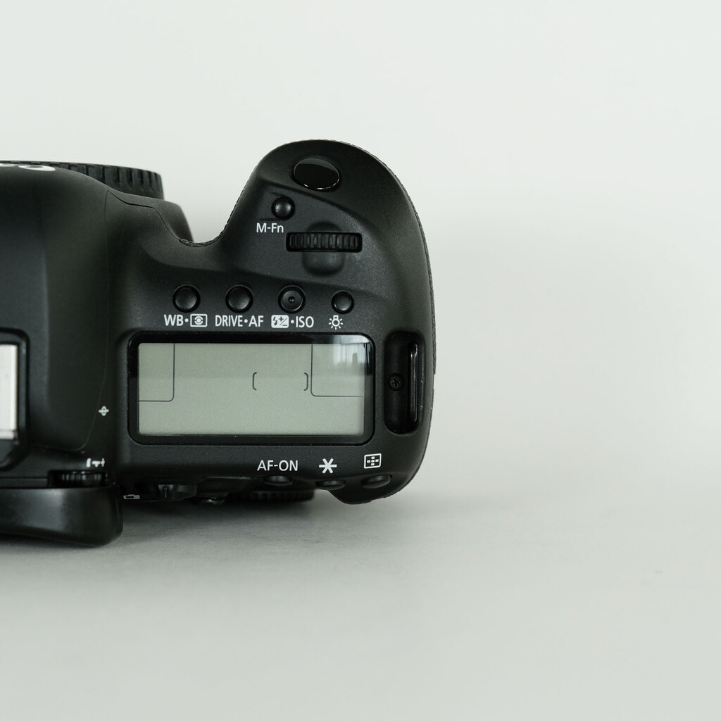Canon EOS 5D Mark IV