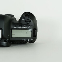 Canon EOS 5D Mark IV