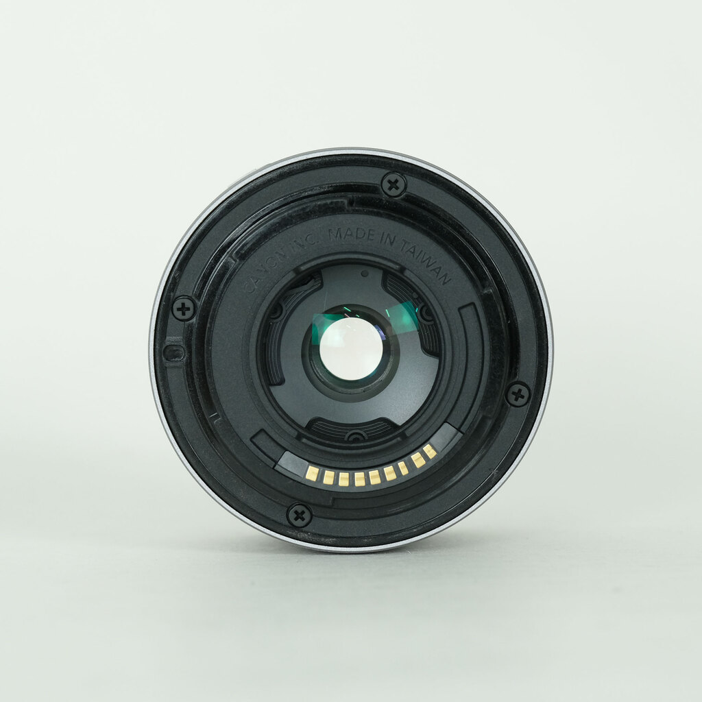 Canon EF-M15-45mm F3.5-6.3 IS STM Canon EF-M15-45mm F3.5-6.3 IS STM