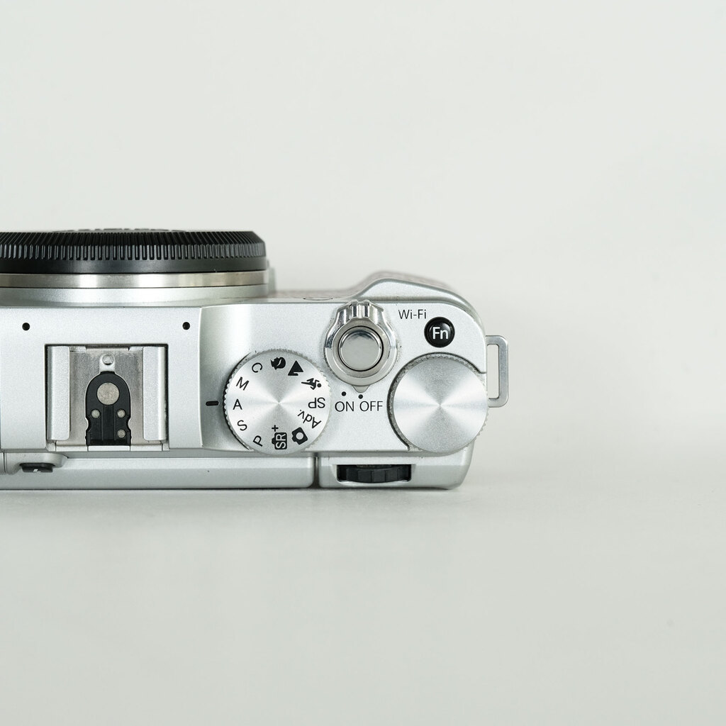 FUJIFILM X-A1 ボディ ブラウン