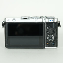 OLYMPUS PEN E-P7