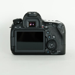 Canon EOS 6D Mark II