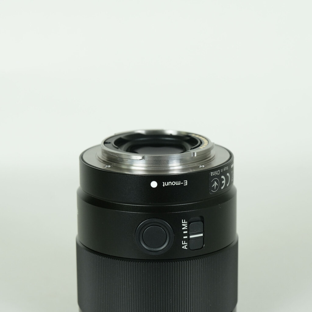 SONY FE 35mm F1.8 SEL35F18F