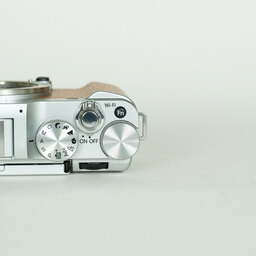 FUJIFILM X-A2 ボディ ブラウン