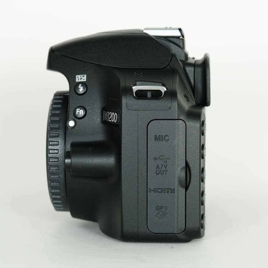 Nikon D3200ボディ ブラック