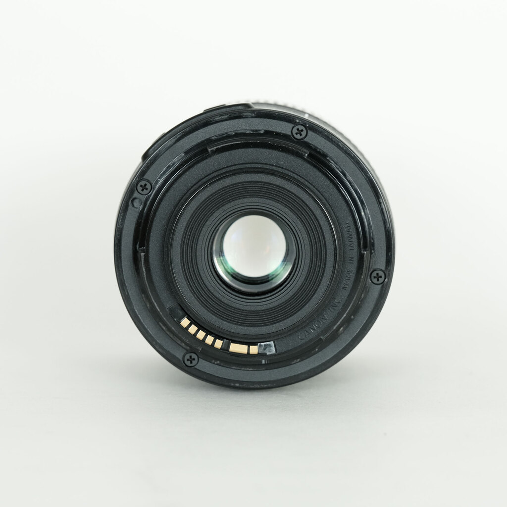 Canon EF-S18-55mm F3.5-5.6 IS STM Canon EF-S18-55mm F3.5-5.6 IS STM