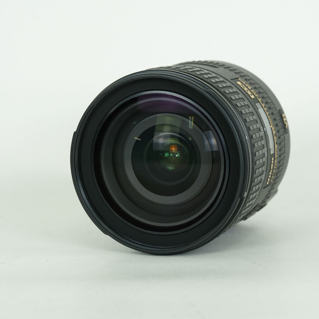 Nikon AF-S DX NIKKOR 16-85mm F3.5-5.6G ED VR