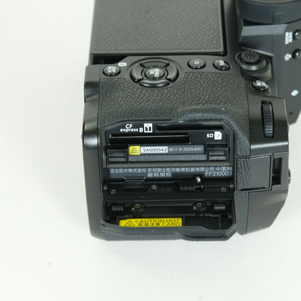FUJIFILM X-H2 FUJIFILM X-H2