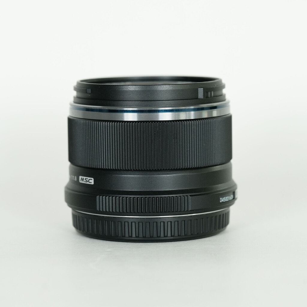 OLYMPUS M.ZUIKO DIGITAL 25mm F1.8