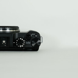 FUJIFILM X-M1 ボディ ブラック